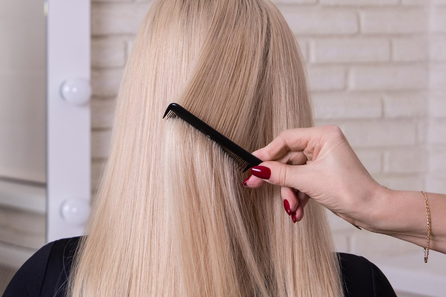 Jak dbać o włosy po keratynowym prostowaniu?